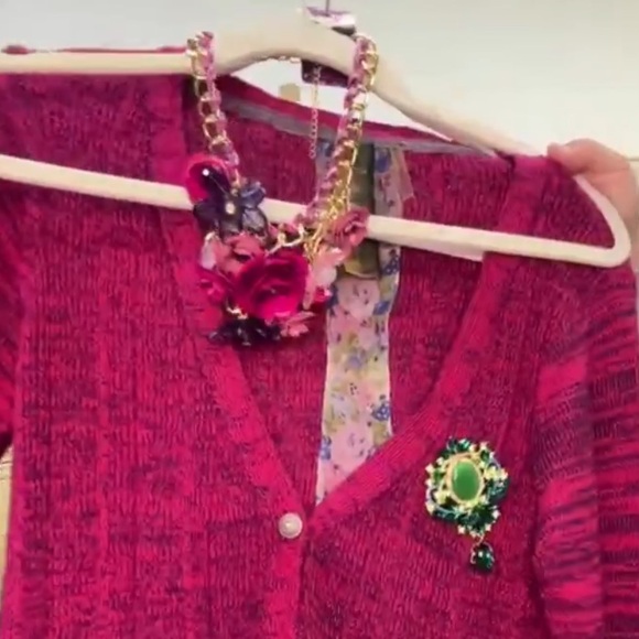 180. Aratta Pink and Gold Floral Necklace - Picture 2 of 4